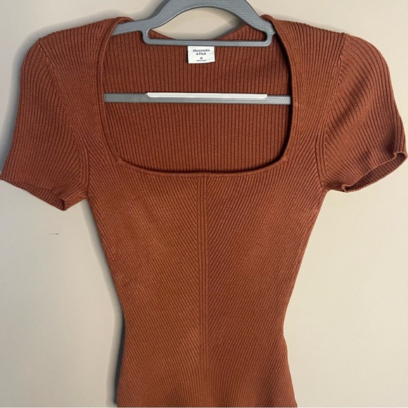 Abercrombie & Fitch Short Sleeve Brown Ribbed Bodysuit With Square Neck M - Picture 3 of 6
